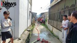 Kebakaran Rumah Perumnas Mandala, Regu DPKP Kota Medan Gerak Cepat Bantu Pemadaman di Deli Serdang