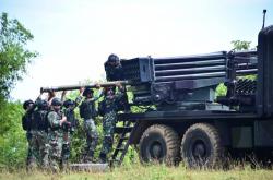Latih Kesiapan Tempur, TNI AL Tembakkan Roket MLRS 90B dan Meriam Pertahanan Udara 35 MM