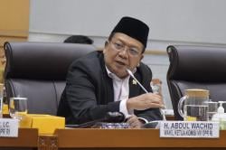 Visa Haji Furoda Tak Terbit Tahun Ini,  Komisi VIII DPR Ungkap Alasannya!