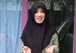 Profil Lengkap Shuniyya Ruhama: Ustadzah Kendal Viral Diduga Waria, Lulusan UGM hingga Pengrajin