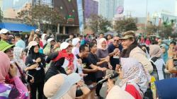 Asyik Joget dan Berdendang saat CFD, Warga Depok: Penat Kami Jadi Hilang!