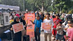 Ratusan Anak Muda Padati Taman Bungkul, Kampanyekan Hidup Sehat Tanpa Rokok di HTTS 2025