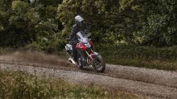 Motor Adventure Terbaik? Ini Alasan Honda CB500X Layak Jadi Pilihan