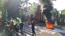 100 Hari Subandi-Mimik Dikritik HMI Sidoarjo, Janji Perubahan Dipertanyakan!
