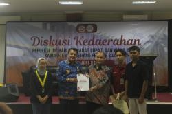 Mahasiswa Serahkan Naskah Akademik pada Diskusi 100 Hari Menjabat Ke Bupati Tangerang