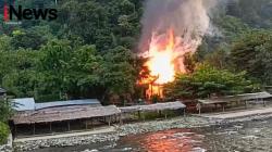 Sijago Merah Hanguskan Dua Penginapan di Bukit Lawang, Kerugian Capai Rp500 Juta