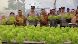 Kapolres Gowa Luncurkan Program P2B, Dorong Ketahanan Pangan dari Pekarangan Rumah