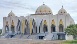 Salat Idul Adha 2025 di Sinjai Dipindah ke Masjid Islamic Center karena Cuaca, Batal di Alun-Alun
