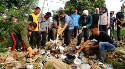 Bupati Garut Pimpin Aksi Bersih Sungai Cimanuk pada Hari Lingkungan Hidup Sedunia 2025