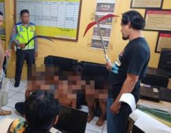 Rencanakan Tawuran Konten Polisi Amankan 5 Remaja Bawa Sajam di Kapetakan Cirebon
