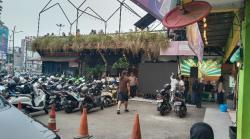 Kerja Sama Cantik Sop Durian Margando dengan Karang Taruna Lokal, Sama-Sama Cuan Pengunjung Senang