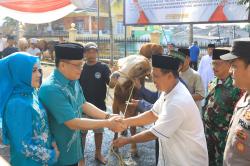 Polda Lampung Salurkan 58 Hewan Kurban di Iduladha 1446 H