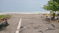 Sepinya Pantai Cianjur Selatan di Hari Raya Idul Adha: Tradisi Silaturahmi Mendominasi Liburan Warga