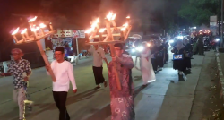 Kemeriahan Takbir Keliling Malam Idul Adha: Ratusan Warga Keongan Desa Taman Pemalang Nyalakan Obor!