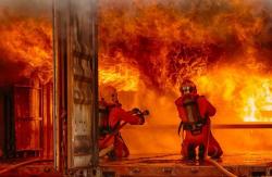 Bertengkar dengan Istri saat Mabuk Pria Ini Nekat Bakar Rumahnya Sendiri