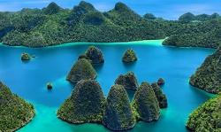 Raja Ampat Terancam: Antara Warisan Dunia Unesco dan Ancaman Tambang Nikel, Siapa Peduli?