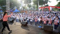 Seribu Bidan Jatim Gelar Fun Walk di Kota Tua Surabaya, Rayakan HUT IBI ke-74