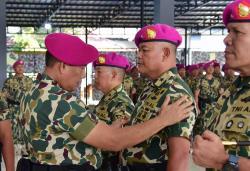 Dankormar Pimpin Sertijab Dua Jabatan Penting di Korps Marinir