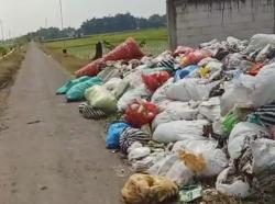 Tumpukan Sampah Plastik Berserakan di Madiun, Ini Kata DLH