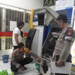 Gagal Bobol Brankas ATM Alfamart Depok, Pencuri Sikat Rokok dan Uang Tunai