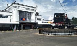 Stasiun Bandung: Sejarah, Fakta Unik, dan Arsitektur Ikonik yang Masih Eksis