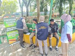 Sambut HUT Bhayangkara ke-79, Driver Ojol Dapat Layanan Cek Kesehatan Gratis dari Rumkit Bhayangkara