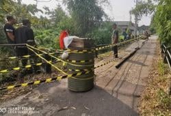 Jembatan Ambles di Sambeng Lamongan, Kendaraan Roda Empat Dilarang Melintas