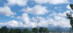 Peningkatan Vulkanik, Gunung Raung Erupsi Dengan Ketinggian Asap 750 Meter