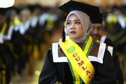 Wisuda 1.163 Mahasiswa, UMY Dorong Perguruan Tinggi Jadi Problem Solver University