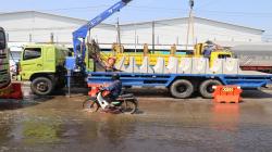 Langkah Konkret Atasi Kemacetan Akibat Banjir Rob di Sayung, Water Barrier Diganti Concrete Barrier