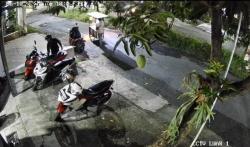 Bergentayangan di KBD Gresik, Duo Curanmor Terekam CCTV Saat Beraksi