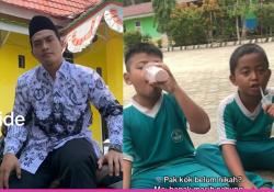 Viral Pak Guru Belum Nikah karena Gak Ada Dana, Muridnya Bilang Pakai Uang Kas Pak!