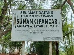 10 Tempat Wisata Religi di Garut yang Wajib Dikunjungi Peziarah