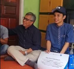 Viral Kisah Haru Devit, Anak Kuli Bangunan  Lolos Masuk ITB