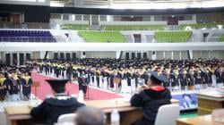 Wujud Adaptasi Teknologi, UMS Sukses Gelar Wisuda Berbasis AI untuk Ribuan Lulusan