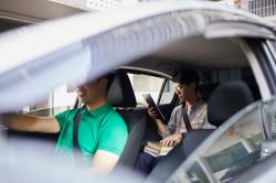 Warga Bandung Berpeluang Menangkan Mitsubishi Xpander dan iPhone 16 dari inDrive