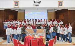 Wanita TNI PA PK VII Tahun 2000 Gelar Reuni Perak 25 Tahun Pengabdian di Pusdik Kowad Lembang