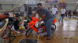 Ratusan Motor Modifikasi Ramaikan Ronggolawe OtoContest 2025 di GOR Mustika Blora