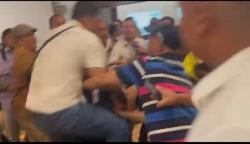 Bicara Soal UKW, Ketua PWI Batam Malah Dipukul! Forum Klarifikasi Berubah Jadi Chaos