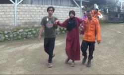 Pengungsi Korban Tanah Bergerak di Purwakarta Mulai Sakit, Petugas Pusatkan Penanganan di GOR Desa