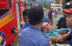 Damkar Bantu Warga Sakit Yang Tak Punya Kendaraan Ke RSUD, Aksi Mereka Viral dan Menyentuh