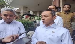 Wamendik Tinjau SPMB di Bandung, Tegaskan Komitmen Bersih dari Praktik Curang