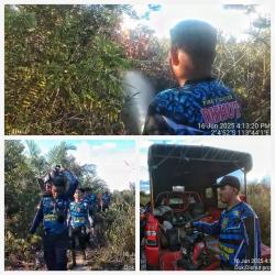 Tim Dalkarhutla Dishut Kalteng Kembali Padamkan Kebakaran Lahan di Bukit Batu, Palangka Raya