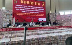 BREAKING NEWS Kejagung Pamer Tumpukan Uang Rp2 Triliun, Bagian dari Korupsi Wilmar Group Rp11,8 T