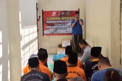 Suara Azan Berulang Kali Menggema Dari Ruang Tahanan Polres Grobogan, Menggugah Hati Menuju Tobat