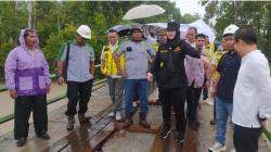 Perbaiki Jembatan Jeriji-Tepus, Perusahaan Sawit dan CPO Gelontorkan Rp200 Juta