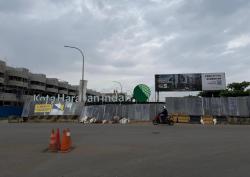 Penutupan Akses Jalan di Harapan Indah Bekasi Bikin Aktivitas Warga Utara Terganggu