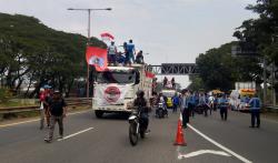 Demonstrasi Sopir Truk Lumpuhkan Akses Tol Waru, Tuntut Keadilan Regulasi dan Berantas Premanisme
