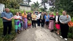 YNS Salurkan Rp5 Miliar Relokasi Korban Longsor Desa Kuatae TTS