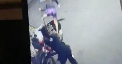 Viral! Aksi Pembacokan di Radio Dalam Terekam CCTV, Polisi Langsung Buru Pelaku 
